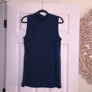 Women’s Aqua Sleeveless Top